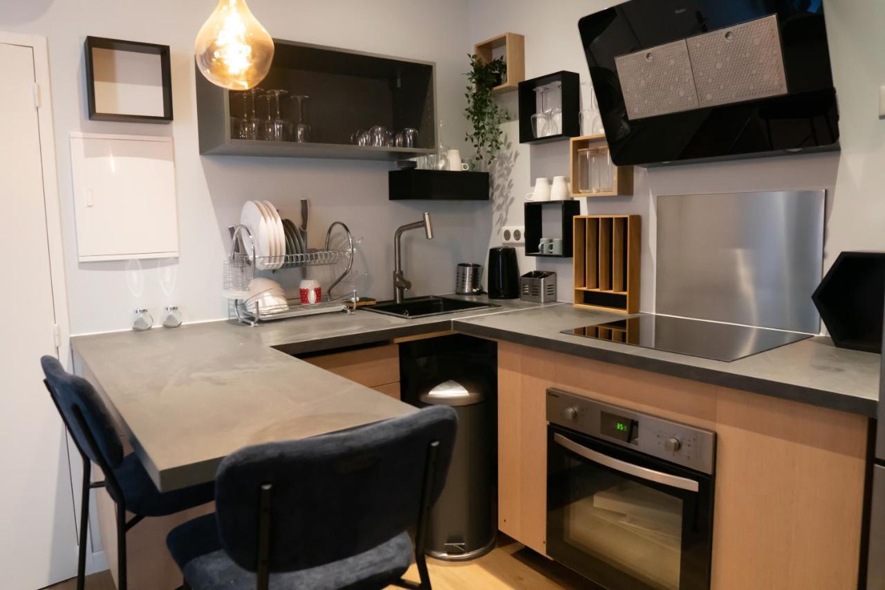 Coeur De Ville T2, Terrasse, Clim Tt Equipe, Parking Санарі-сюр-Мер Екстер'єр фото
